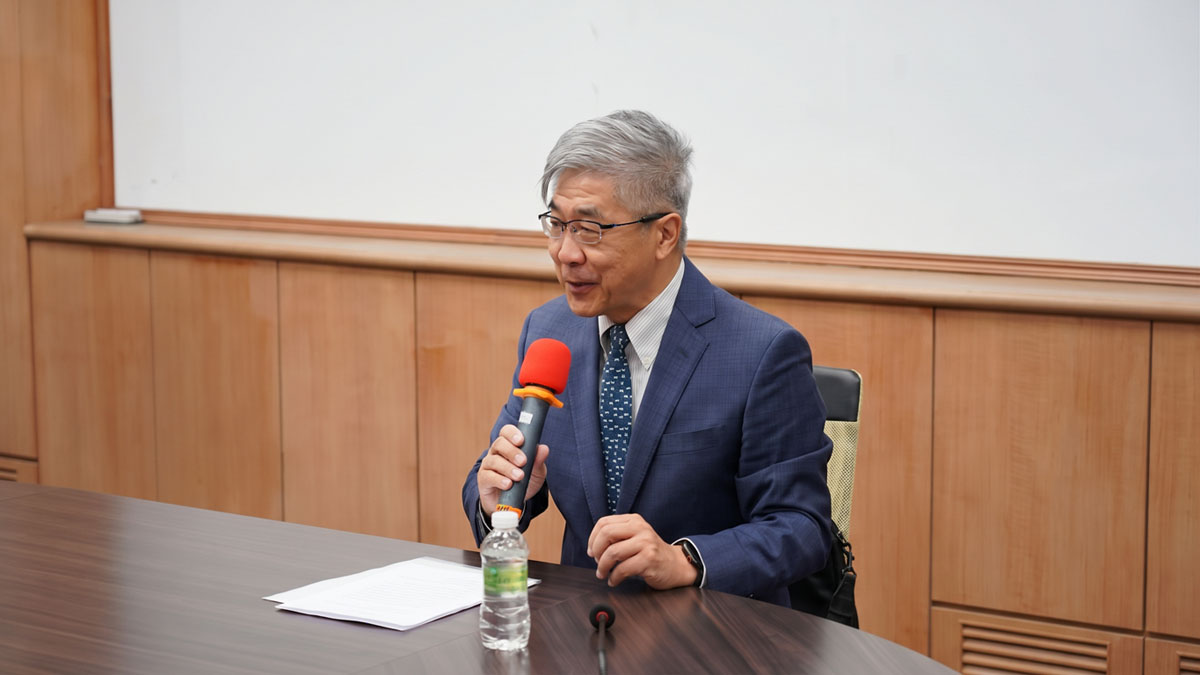 近史所所長雷祥麟致詞